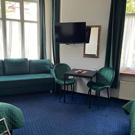 Hotel Bella Jelenia Góra Esterno foto