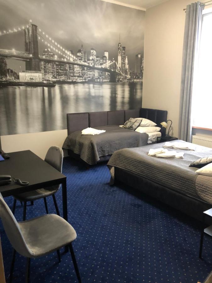 Hotel Bella Jelenia Góra Esterno foto