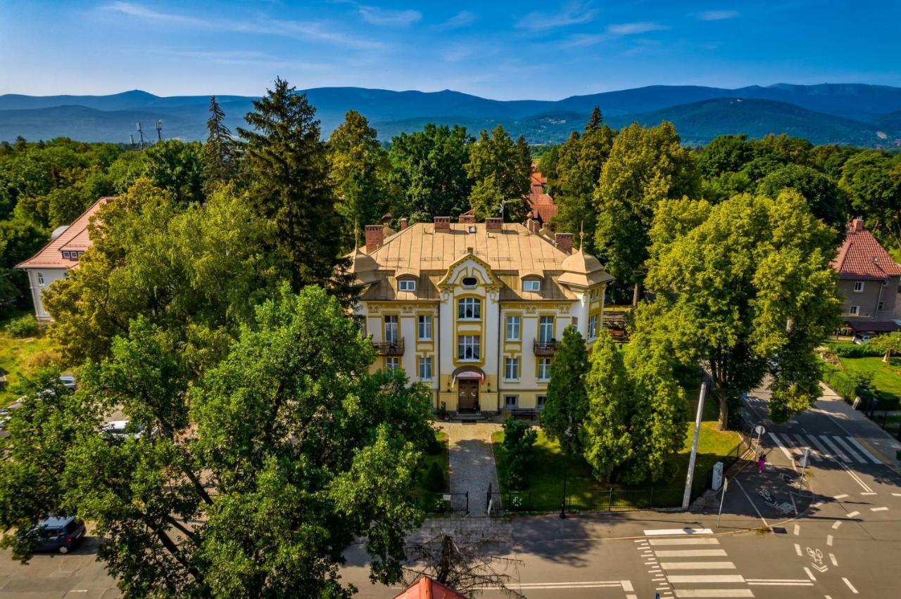 Hotel Bella Jelenia Góra Esterno foto