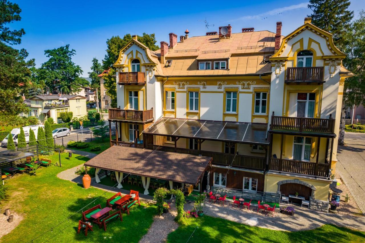 Hotel Bella Jelenia Góra Esterno foto