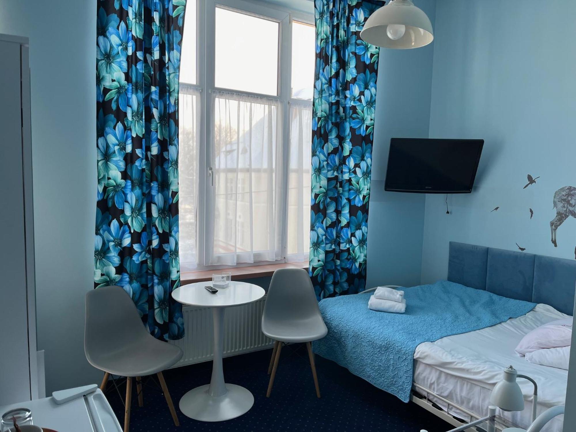 Hotel Bella Jelenia Góra Esterno foto