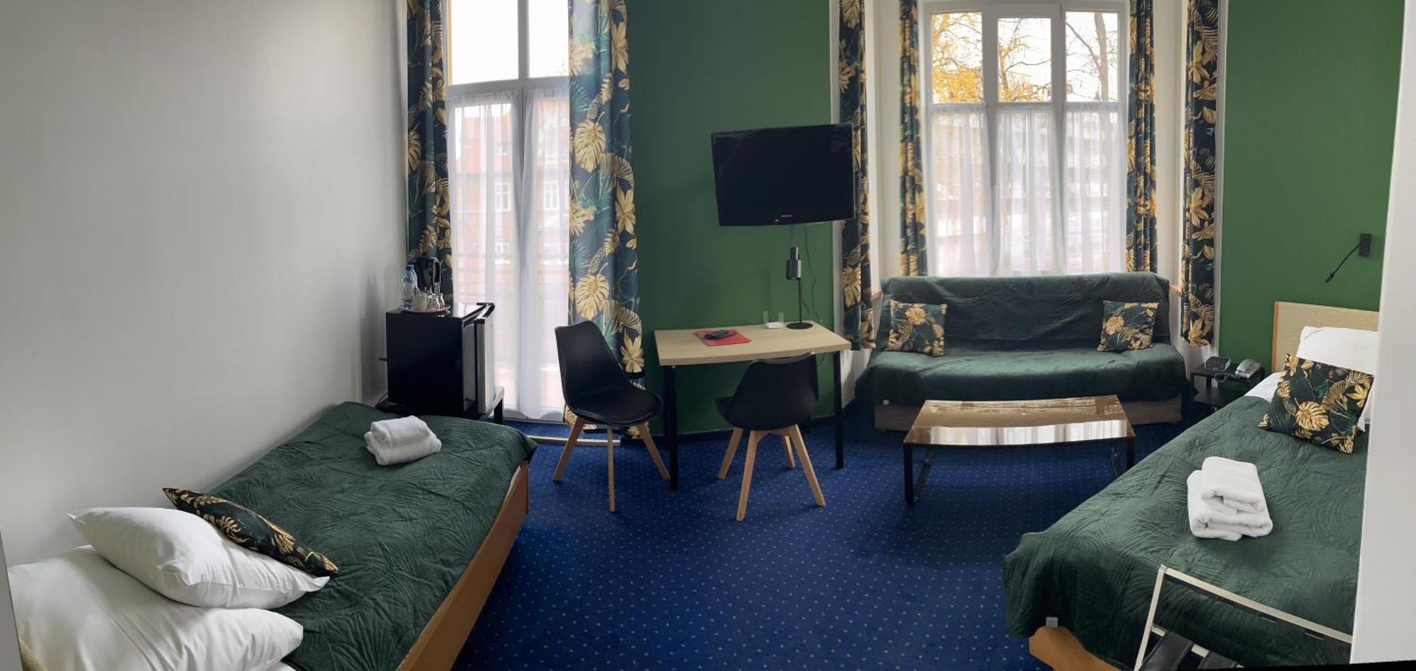 Hotel Bella Jelenia Góra Esterno foto