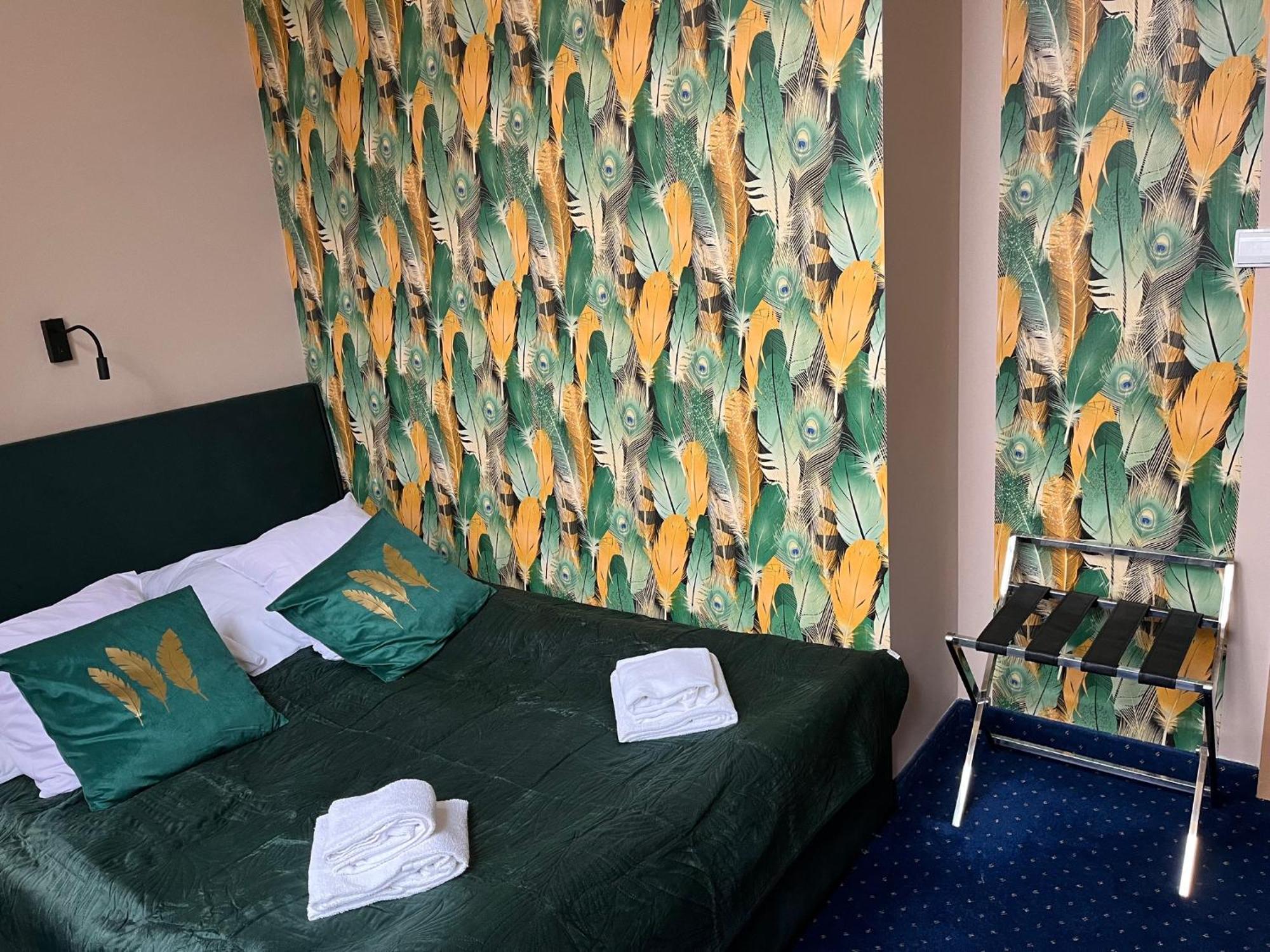 Hotel Bella Jelenia Góra Esterno foto