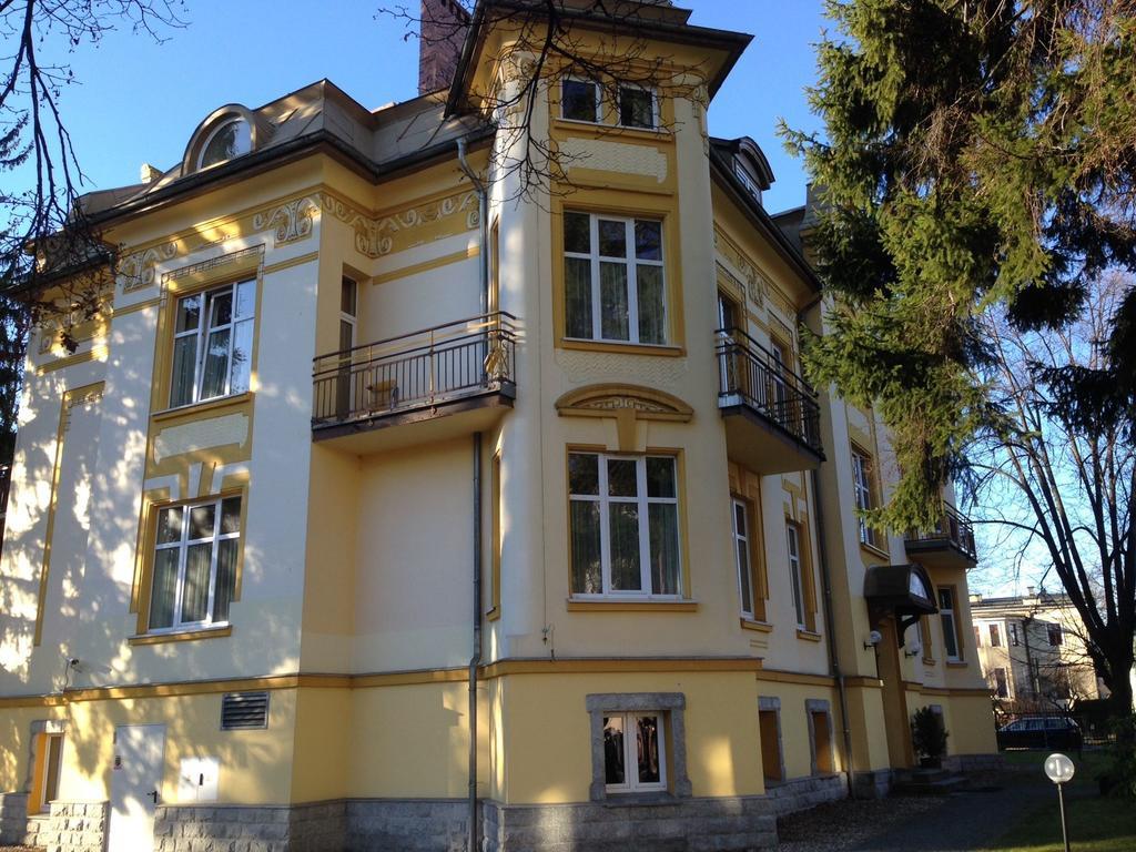 Hotel Bella Jelenia Góra Esterno foto